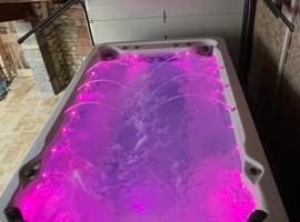 La maison du village, hotel em Bajonnette