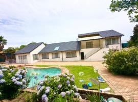 Crest Premium, Hotel in Johannesburg