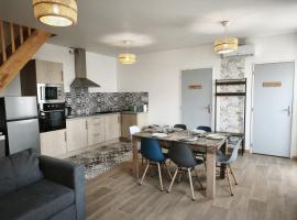 Maison rénovée 6 pers avec Wi-Fi et parking, Hotel in Arthun