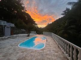 Casa Lá na Serra, hotel en Macaé