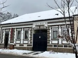 Cetățuia - Ultra-Central Râșnov Stay - Parking and Nature Close to Bran, Dino Parc and More