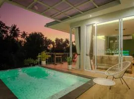 Paradise Villa - 2BR - Private Pool - Peaceful Garden - 4K SmartTV
