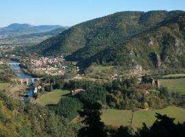 Les Loges du Vercors, hotel em Notre-Dame-de-Mésage