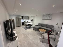 Fresh and newly renovated basement apartment, Hotel in Malmö