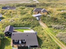 4 person holiday home in Fanø, hotel v destinácii Fanø
