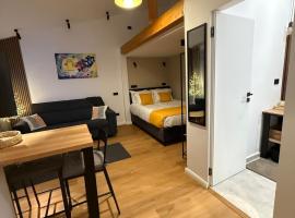 Cozy Cribs Rasnov - Terra Tiny houses retreat, viešbutis mieste Rišnovas