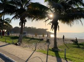 Casa em Itaoca a 200 metros da praia Perto de TUDO, Hotel in Itapemirim