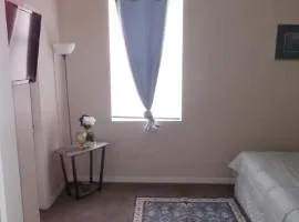 Cozy room with heated pool & spa