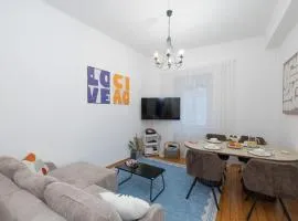 Stylish Old Town Apartment with Infrared Sauna