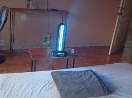 Home Stay Harian Villa Kota Bunga Q4-17, Hotel in Cikundul