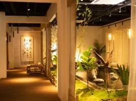 Daguan Academy Chinese Ancient Style Hotel