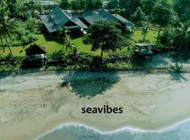 Seavibes Villa, Hotel in Cisolok