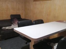 Cabaña con piscina y tinaja Hualqui, centro、コンセプシオンのホテル