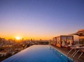 Bassac Signature Hotel & Residence, hotel v mestu Phnom Penh