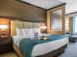 The Heritage Inn & Suites, Ascend Hotel Collection, hotel in Garden City