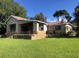 Buffalo Hills Private Game Reserve, chal&eacute; alpino em Harrismith