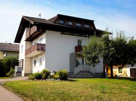 Ferienwohnung Messner-Schauer: Sankt Kanzian, Castle Neudenstein yakınında bir otel