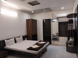 Hotel Jawahar Palace โรงแรมในBhusāwal