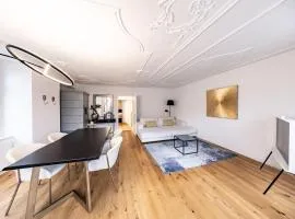 The R Apartment Cholfirst