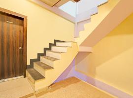 Hotel O Dwarka Hotel And Restaurant, hotell i Dīp