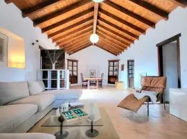 Miranda Emblematic House