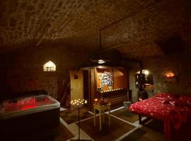 Krasberry Ježev brlog, hotel in Komen