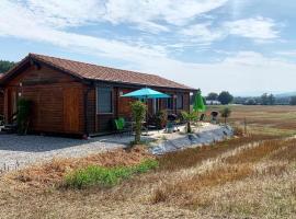 Chalets Vacances, hotel sa Avenches
