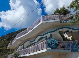 Chandarshila hike homestay, hotel Ukhimath városában