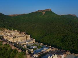 Abheygarh, hotel i Khetri