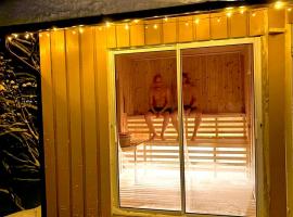 Oksevik에 위치한 호텔 Lyngen 5-beds apt with dryingroom and sauna-rental