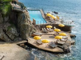 Viesnīca Hôtel Le Provençal - Rénové en 2025 - Bord de Mer pilsētā Jēra