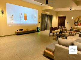 Miaga by MagoStays - 6BR Luxury Pool Villa, hotel en Farrukhnagar