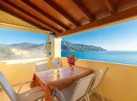 Spiti Paralia by Corfu Stay Solutions