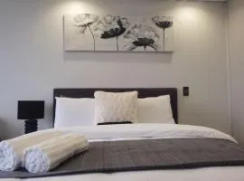 Ellipse Luxurious Tamarind Red Studio Experience