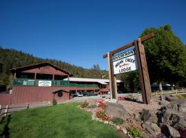 Indian Creek Lodge, family hotel in Douglas City