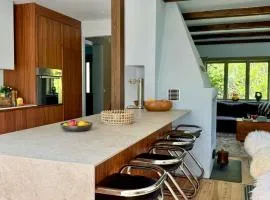 Spacious Villa Near The Sea In Rute