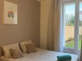 Studio B1 - Centre-Ville Meaux - Proche Disneyland