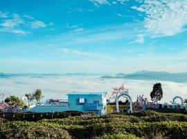 Cloud View Glamping Da Lat & Cloud 9 Săn Mây Cầu Đất, hotel a Da Lat