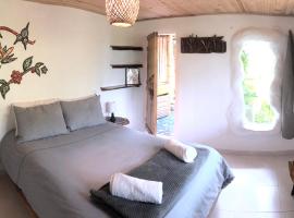 Finca Flora del Rio, Habitacion Las Orquideas，位于Pijao的酒店