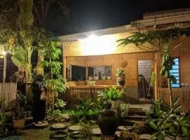 Local Garden Homestay