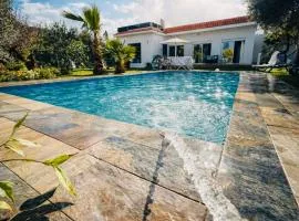 Luxury Villa with Pool & Garden5km from Cabo