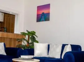 Appartement moderne au Warf, avec piscine , wifi