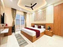 Goel Villa and Hotel