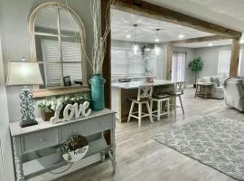 Rustic Chic in Charming Center Grove w Fenced Yard