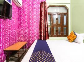 SPOT ON Hotel Prince، فندق في Mahendragarh