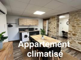 Les Pichies, T2 Julia, centre ville., hotel v mestu Digoin