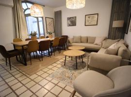 boutique centro nuevo, perfecto grupos o familias, hotel in Lleida