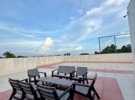 Aesthetic Condo Near Anjo World Free WIFI and Pool, khách sạn ở Minglanilla
