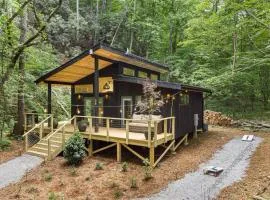 Cabin in Dahlonega - Timber and Stone - Gold Rush - Mountain Views & Close to Wineries - Family & Private