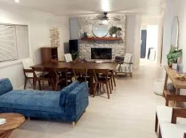 Spacious 4-Bedroom Home Near Indiana Dunes National Park